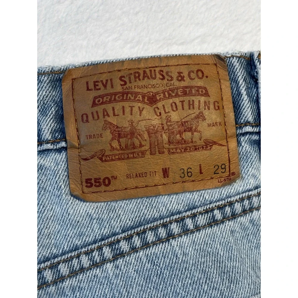 Vintage Levi's 550 Jeans Men's 36/29 - Length Measures‎ 28.5 - Blue 90s Relaxed